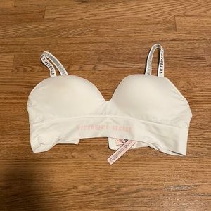 Victoria’s Secret padded bra size medium